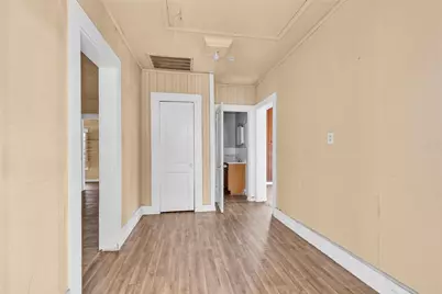 203 W Powell Street, Willis, TX 77378 - Photo 19