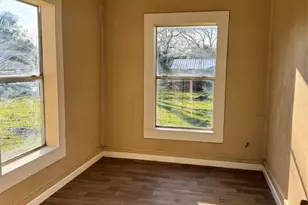 203 W Powell St, Willis, TX 77378 - Photo 5