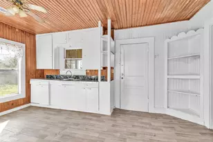 203 W Powell St, Willis, TX 77378 - Photo 23