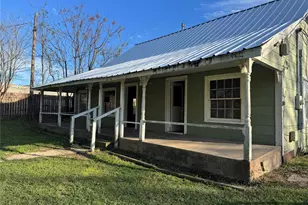 203 W Powell St, Willis, TX 77378 - Photo 1