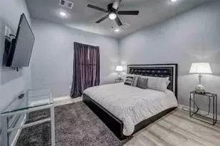 7925 Brandon St, Houston, TX 77051 - Photo 5
