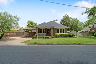 707 Heights St, El Campo, TX 77437 - Photo 1