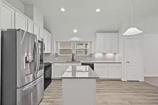 5299 Cascade Ct, Alvin, TX 77511 - Photo 11