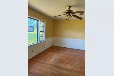 16211 Highway 105, Cleveland, TX 77327 - Photo 19