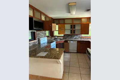 16211 Highway 105, Cleveland, TX 77327 - Photo 17