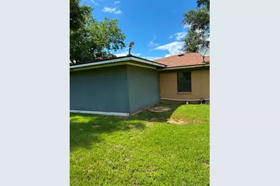 16211 Highway 105, Cleveland, TX 77327 - Photo 15