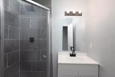 3205 Stallings Drive, Houston, TX 77088 - Photo 13