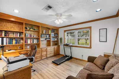 2042 US Highway 77, Lott, TX 76656 - Photo 31