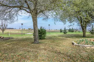 2042 US Hwy 77, Lott, TX 76656 - Photo 13