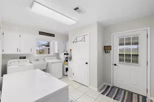 2042 US Hwy 77, Lott, TX 76656 - Photo 29