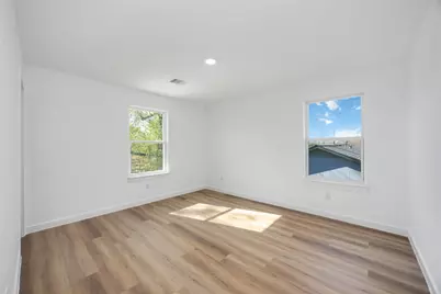 5811 Senior Street, Houston, TX 77016 - Photo 9