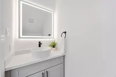 5811 Senior Street, Houston, TX 77016 - Photo 7