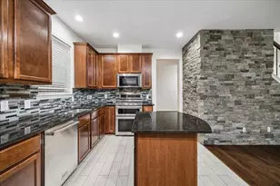 10043 Fallen Woods Dr, Houston, TX 77080 - Photo 7