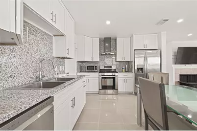 15707 Crooked Arrow Drive, Sugar Land, TX 77498 - Photo 13