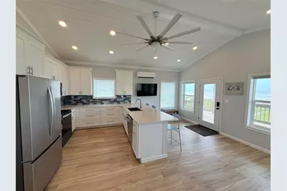 2154 County Road 230, Sargent, TX 77414 - Photo 25