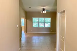 7639 Daisy Port Ln, Conroe, TX 77304 - Photo 3