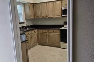5976 Woodway Place Ct, Houston, TX 77057 - Photo 5
