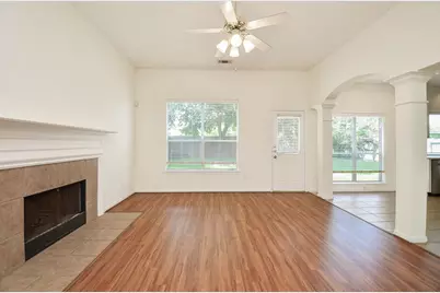 6022 Spanish Oak Drive, Pasadena, TX 77505 - Photo 9