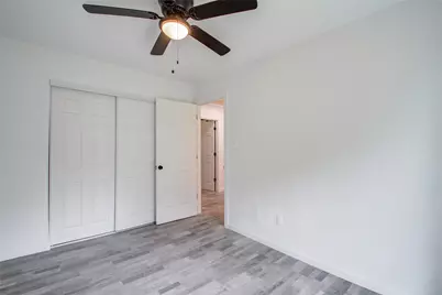 550 Roanoke Drive, Conroe, TX 77302 - Photo 15