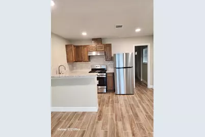 702 McDaniel Street #B, Houston, TX 77022 - Photo 7