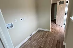 702 McDaniel St, Houston, TX 77022 - Photo 9