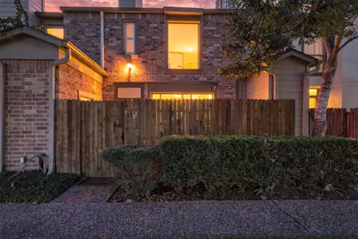 1201 McDuffie Street #212, Houston, TX 77019 - Photo 1