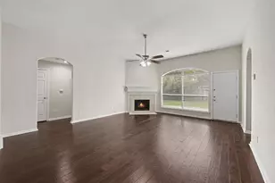 2415 Easterleaf Ct, Richmond, TX 77406 - Photo 3
