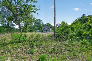 5616 Tall Pine Rd, Navasota, TX 77868 - Photo 3