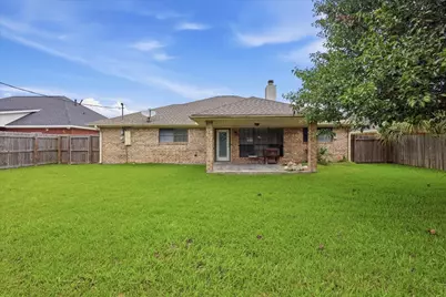 2431 Postoak Lane, Groves, TX 77619 - Photo 19