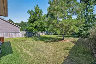 2366 Timberland Country Dr, Conroe, TX 77304 - Photo 19