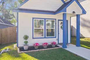 16829 W W Forrestal, Montgomery, TX 77316 - Photo 3