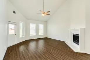 23409 Vineyard Dr, Alvin, TX 77511 - Photo 9