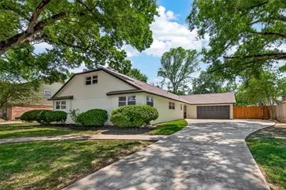 4142 Willow Hill Drive, Seabrook, TX 77586 - Photo 1