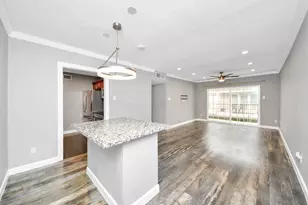 2224 S Piney Point Rd, Houston, TX 77063 - Photo 5