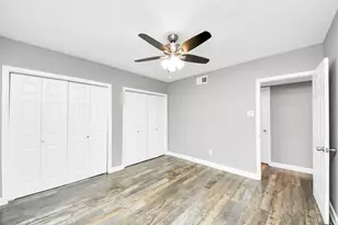 2224 S Piney Point Rd, Houston, TX 77063 - Photo 15