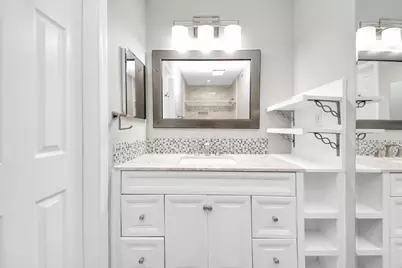 2224 S Piney Point Road #227, Houston, TX 77063 - Photo 21