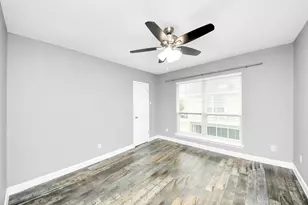 2224 S Piney Point Rd, Houston, TX 77063 - Photo 19
