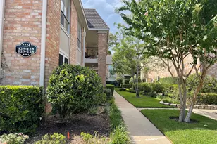 2224 S Piney Point Rd, Houston, TX 77063 - Photo 27