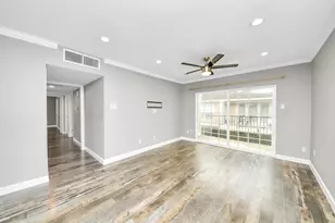 2224 S Piney Point Rd, Houston, TX 77063 - Photo 11