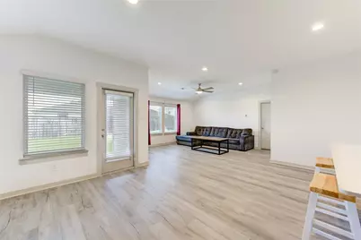 7707 Golden Rubia Lane, Rosharon, TX 77583 - Photo 17