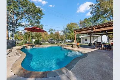 712 Barbara Street, Tomball, TX 77375 - Photo 3