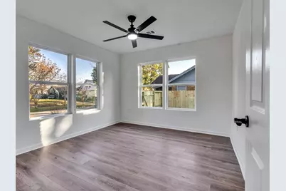 2416 Cumberland Street, Houston, TX 77023 - Photo 3