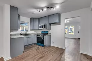 2416 Cumberland St, Houston, TX 77023 - Photo 11