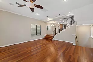 2045 W 14th 1/2 St, Houston, TX 77008 - Photo 9