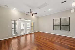 2045 W 14th 1/2 St, Houston, TX 77008 - Photo 7