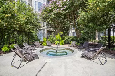 5353 Memorial Drive #2070, Houston, TX 77007 - Photo 17