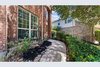6 Newgrove Court, The Woodlands, TX 77354 - Photo 13
