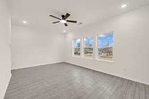 8628 Scott St, Houston, TX 77051 - Photo 13