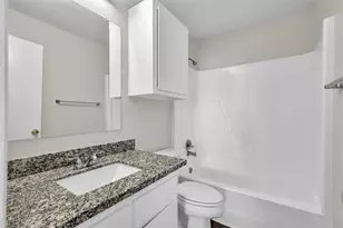 900 Holly Dr, Conroe, TX 77301 - Photo 11