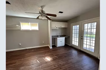 914 Elton Street, Houston, TX 77034 - Photo 5